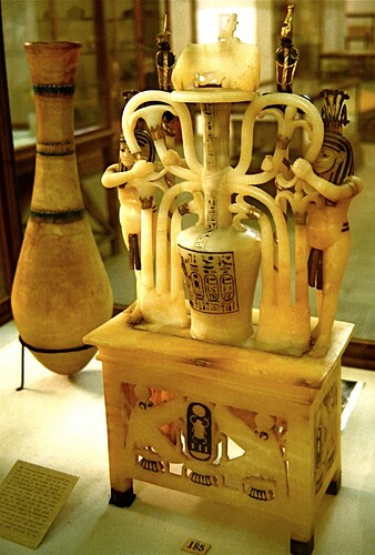 Tutankhamun's_Alabaster_Jar