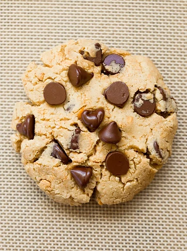 Chocolate-Chip-Protein-Cookie-jpg